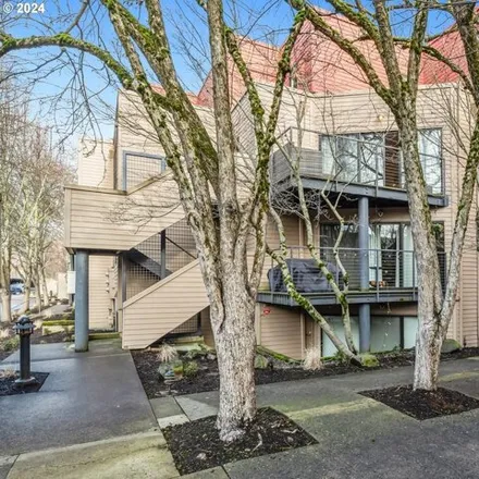 Buy this 1 bed townhouse on Empire Builder in 606 Northwest Naito Parkway, Portland