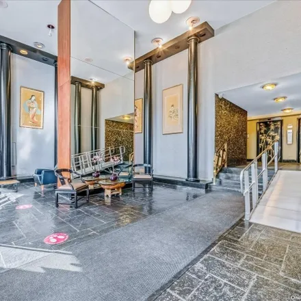 Image 4 - 66-37 102nd Street, New York, NY 11375, USA - Condo for sale