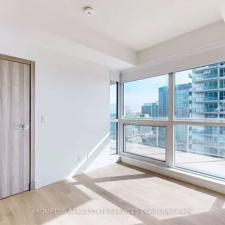Image 7 - 118 McMahon Drive, Toronto, ON M2K 1C2, Canada - Apartment for rent