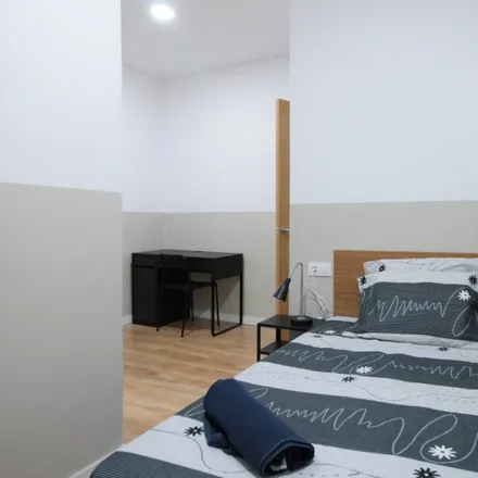 Image 1 - Carrer de la Paloma, 15 B, 08001 Barcelona, Spain - Room for rent