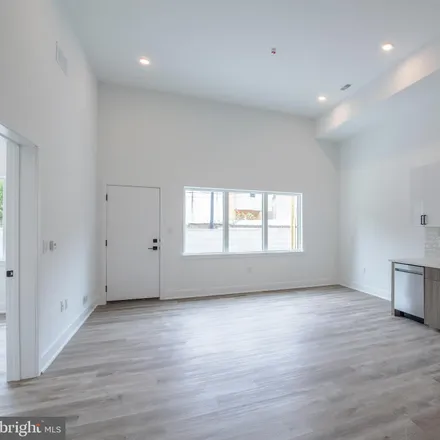 Rent this 2 bed apartment on The Tasty Toast in 1320 Point Breeze Avenue, Philadelphia