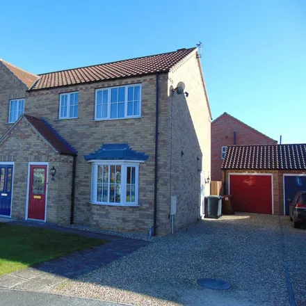 Rent this 3 bed duplex on unnamed road in Navenby, LN5 0TW