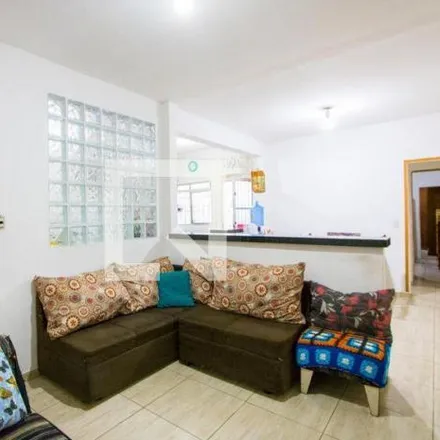 Buy this 4 bed house on Rua Irajá in Jardim Bom Pastor, Santo André - SP