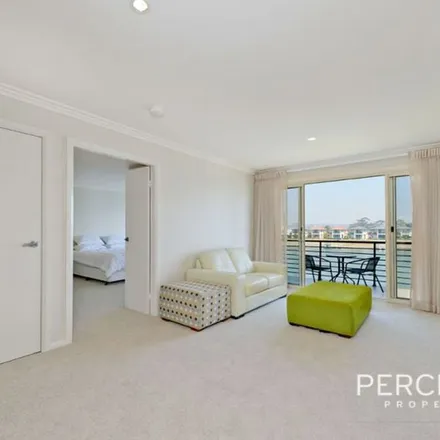 Image 3 - Park Street at Harbourside Crescent, Park Street, Port Macquarie NSW 2444, Australia - Apartment for rent
