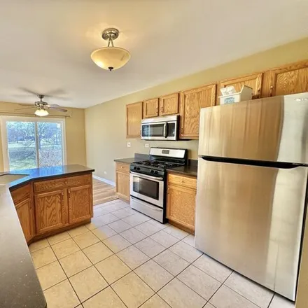 Image 7 - 16085 Tiger Drive, Lockport, IL 60441, USA - House for rent