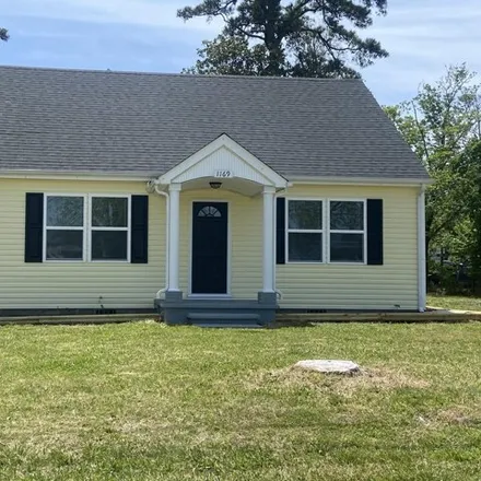 Buy this 2 bed house on 1181 East Ridge Road in Shawboro, Currituck County