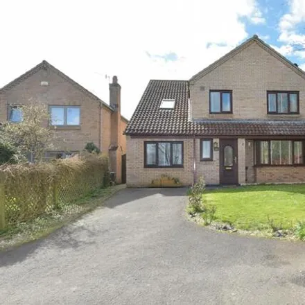 Buy this 5 bed house on Rullion Road in Penicuik, EH26 9AW
