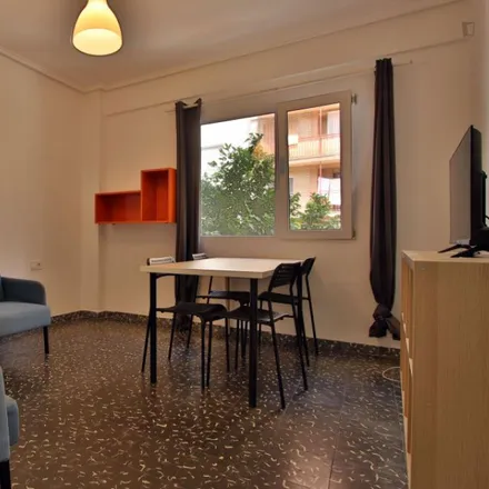 Rent this 3 bed apartment on Carrer d'Emili Baró in 63, 46020 Valencia