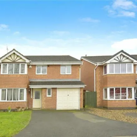 Buy this 4 bed house on Elmwood Drive in Alfreton CP, DE55 7QJ