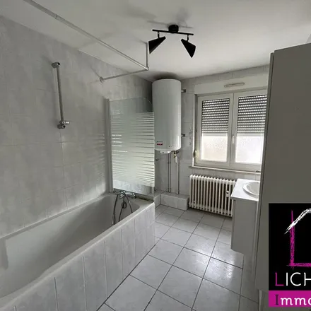 Rent this 2 bed apartment on 1 Rue du Vieux Lavoir in 57800 Freyming-Merlebach, France