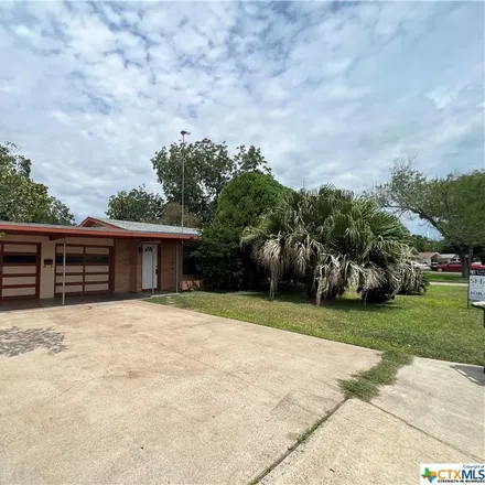 Buy this 3 bed house on UHV Northwest in 1604 East Airline Road, Victoria
