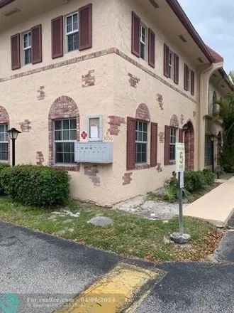 Image 2 - 3144 Riverside Drive, Coral Springs, FL 33065, USA - Townhouse for sale
