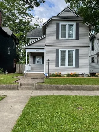Buy this 2 bed house on 1335 South 4th Street in Terre Haute, IN 47802