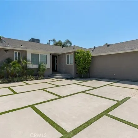 Rent this 5 bed house on 6692 Dannyboyar Avenue in Los Angeles, CA 91307