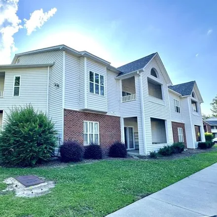 Buy this 2 bed condo on East Arlington Boulevard in Drexelbrook, Greenville