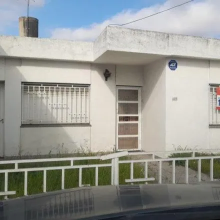 Image 2 - Benito Juárez, La Guardia, Rosario, Argentina - House for sale