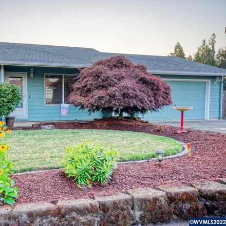 Buy this 3 bed house on 402 West Locust Street in Stayton, OR 97383