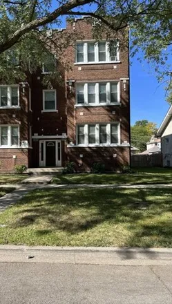 Buy this studio house on 10826-10828 South Church Street in Chicago, IL 60643
