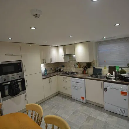 Rent this 5 bed house on Wetherby Grove in Leeds, LS4 2JH