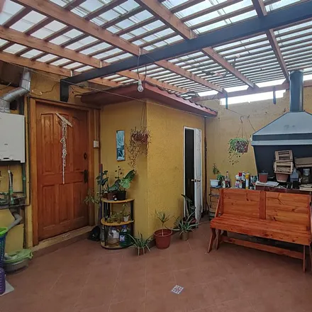 Buy this 3 bed house on Supermercado 10 in Manuel Rodríguez, Buin