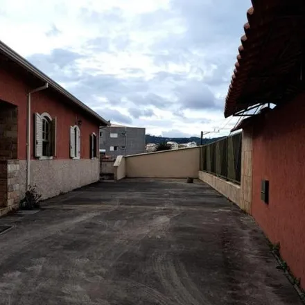 Buy this 3 bed house on Rua Geraldo Quirino Ribeiro in Bauxita, Ouro Preto - MG