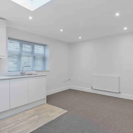 Rent this 1 bed apartment on Park Gate in Winchmore Hill Road, Winchmore Hill