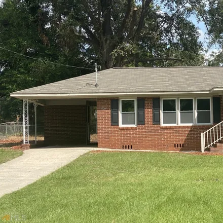 Buy this 3 bed house on 1738 Lancaster Place in Macon, GA 31206