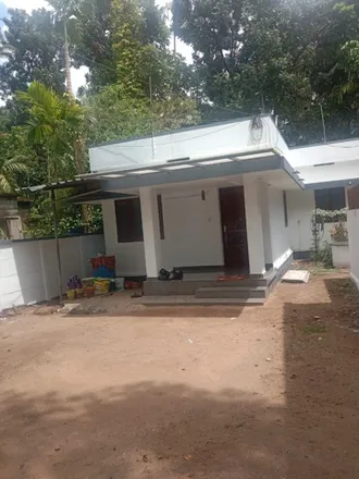 Image 3 - Josalayam English Medium Lower Primary School, Cheranelloor, Cheranallur Road, Cheranallor, Ernakulam - 682034, Kerala, India - House for sale