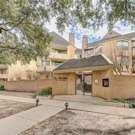 Buy this 2 bed townhouse on 4050 Drake Street in Houston, TX 77005