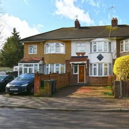 Buy this 3 bed townhouse on 78 Admirals Walk in Hoddesdon, EN11 8AD