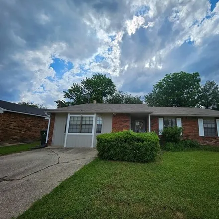 Rent this 4 bed house on 4382 Bobtown Road in Garland, TX 75043