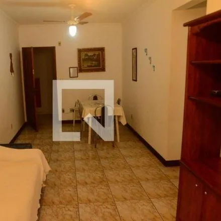 Rent this 2 bed apartment on Rua Deputado Pinheiro Júnior in Vila Caiçara, Praia Grande - SP