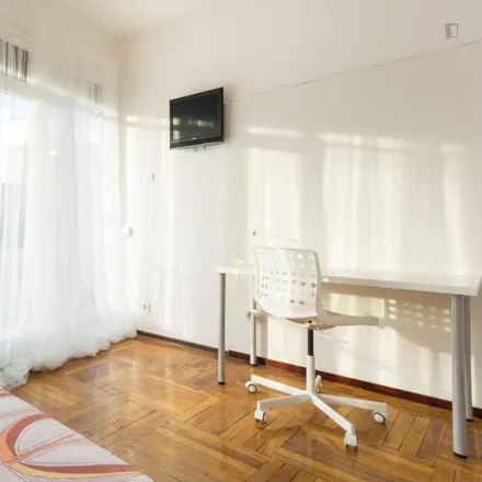 Image 2 - Paseo de la Castellana, 222, 28046 Madrid, Spain - Room for rent