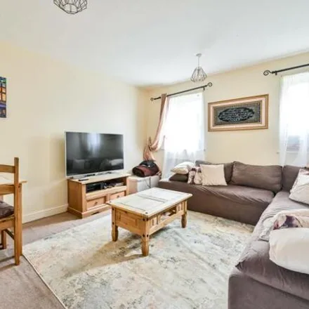 Buy this 1 bed apartment on Harris Academy Peckham in 112 Peckham Road, London