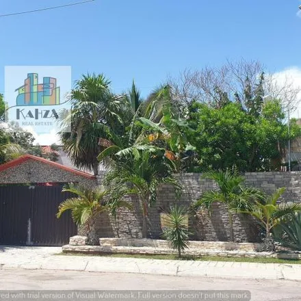 Buy this 7 bed house on Calle Paseo del Coral in 77560 Cancún, ROO