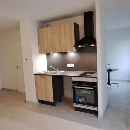 Rent this 1 bed apartment on 1 Place des Cinq Fontaines in 38130 Échirolles, France
