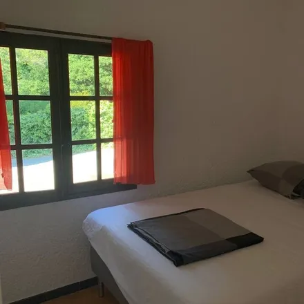 Rent this 2 bed apartment on 83420 La Croix-Valmer
