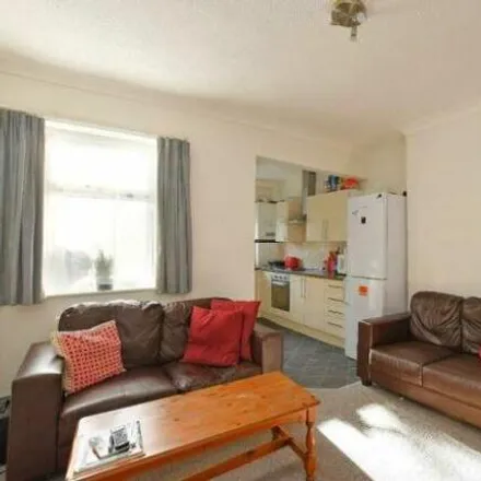 Rent this 1 bed townhouse on Springvale Road in Sheffield, S10 1TH