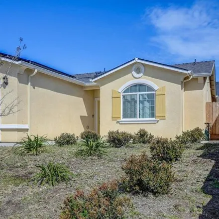 Image 4 - unnamed road, Avenal, CA, USA - House for sale