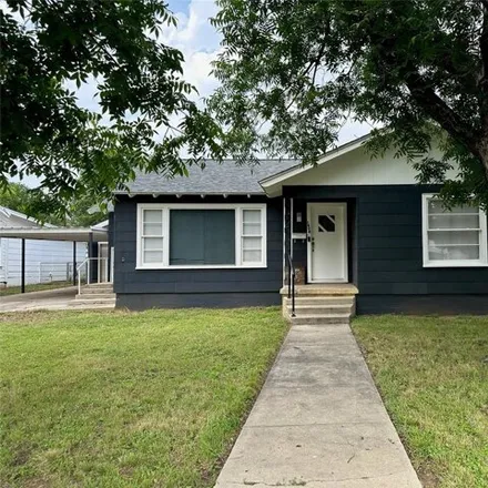 Buy this 3 bed house on 1860 10th Street in Brownwood, TX 76801