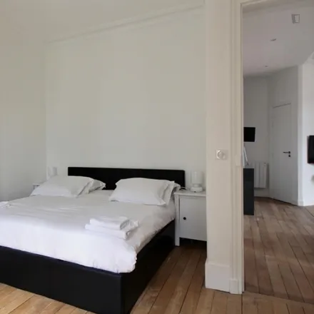 Image 1 - 7 Rue de Montfaucon, 75006 Paris, France - Apartment for rent
