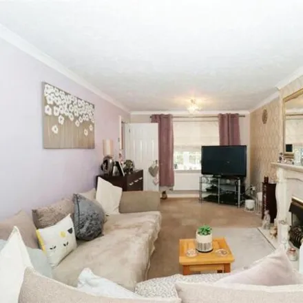 Image 7 - Emersons Green Lane, Kingswood, BS16 7AB, United Kingdom - House for sale