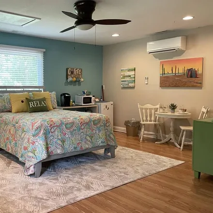 Rent this 1 bed apartment on NC