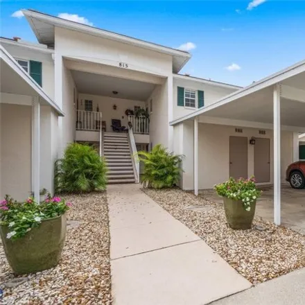 Buy this 2 bed condo on 801 Montrose Drive in Sarasota County, FL 34293