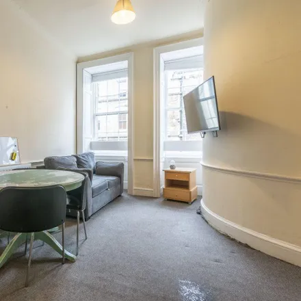 Image 1 - South Gray's Close, City of Edinburgh, EH1 1TB, United Kingdom - Apartment for rent