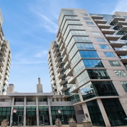 Buy this 2 bed condo on Emerald On Green Street in 123-125 South Green Street, Chicago