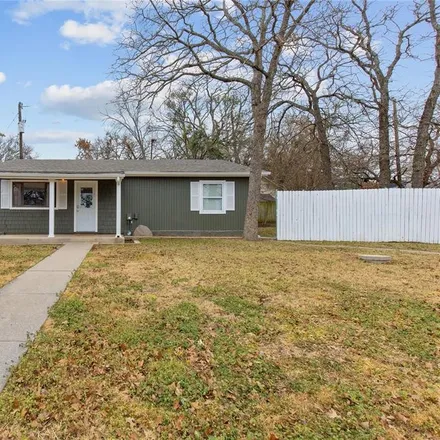 Rent this 3 bed house on 1701 Rifle Road in Hood County, TX 76049