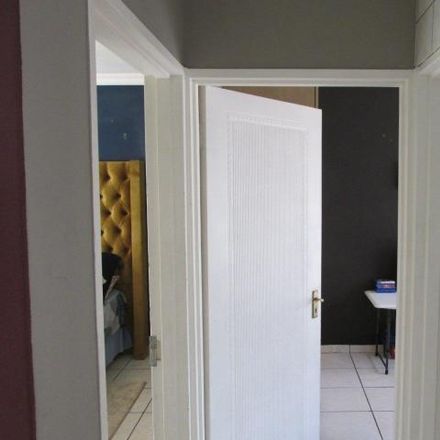 Rent this 2 bed townhouse on Pick & Pay Family in Voortrekker Road, Rhodesfield