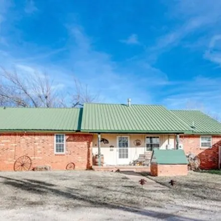 Buy this 4 bed house on 7398 OK 37 in Tuttle, Grady County
