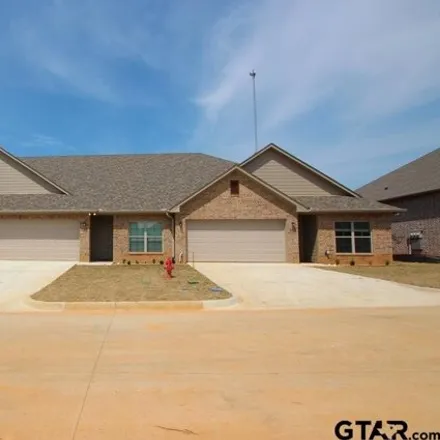 Rent this 3 bed house on Freedom Way in Bullard, Smith County